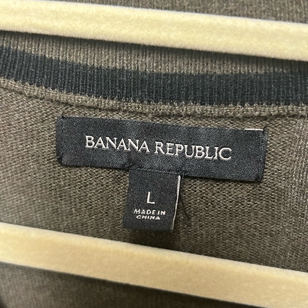 Banana Republic pull over zip sweater